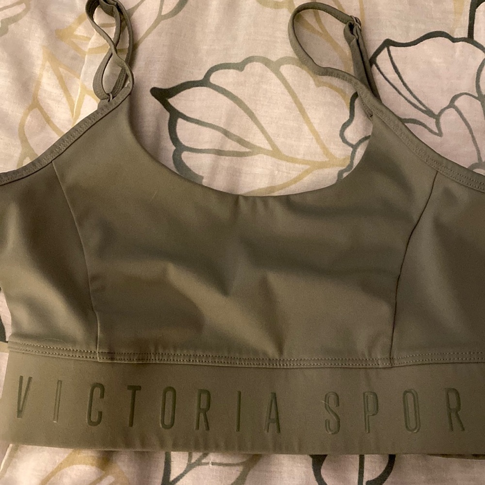 Victoria Sports Bra